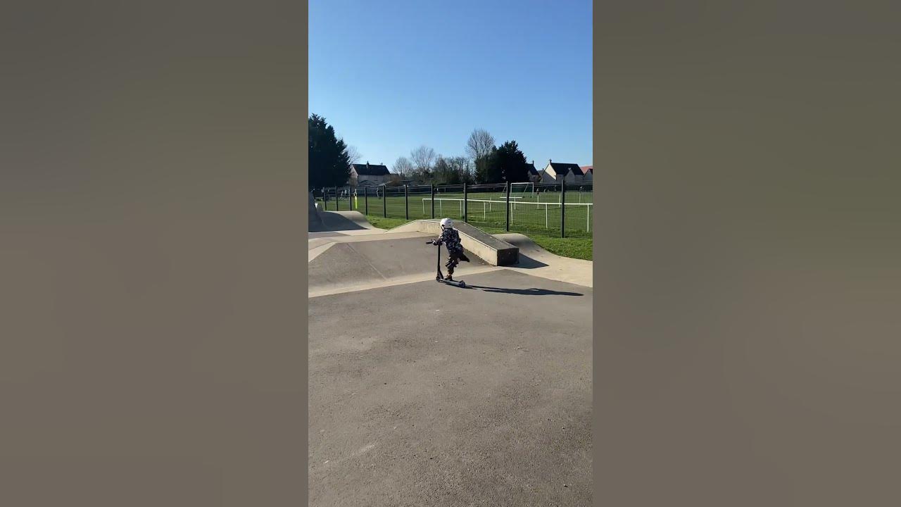 Eli Dares - #scooter #ramp #jump 6 year old nailing skills at the #skatepark Eli Dares - #scooter #ramp #jump 6 year old nailing skills at the #skatepark