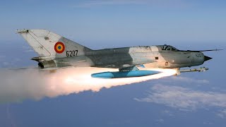 В США сравнили советский МиГ-21 с истребителем F-22 Raptor В США сравнили советский МиГ-21 с истребителем F-22 Raptor