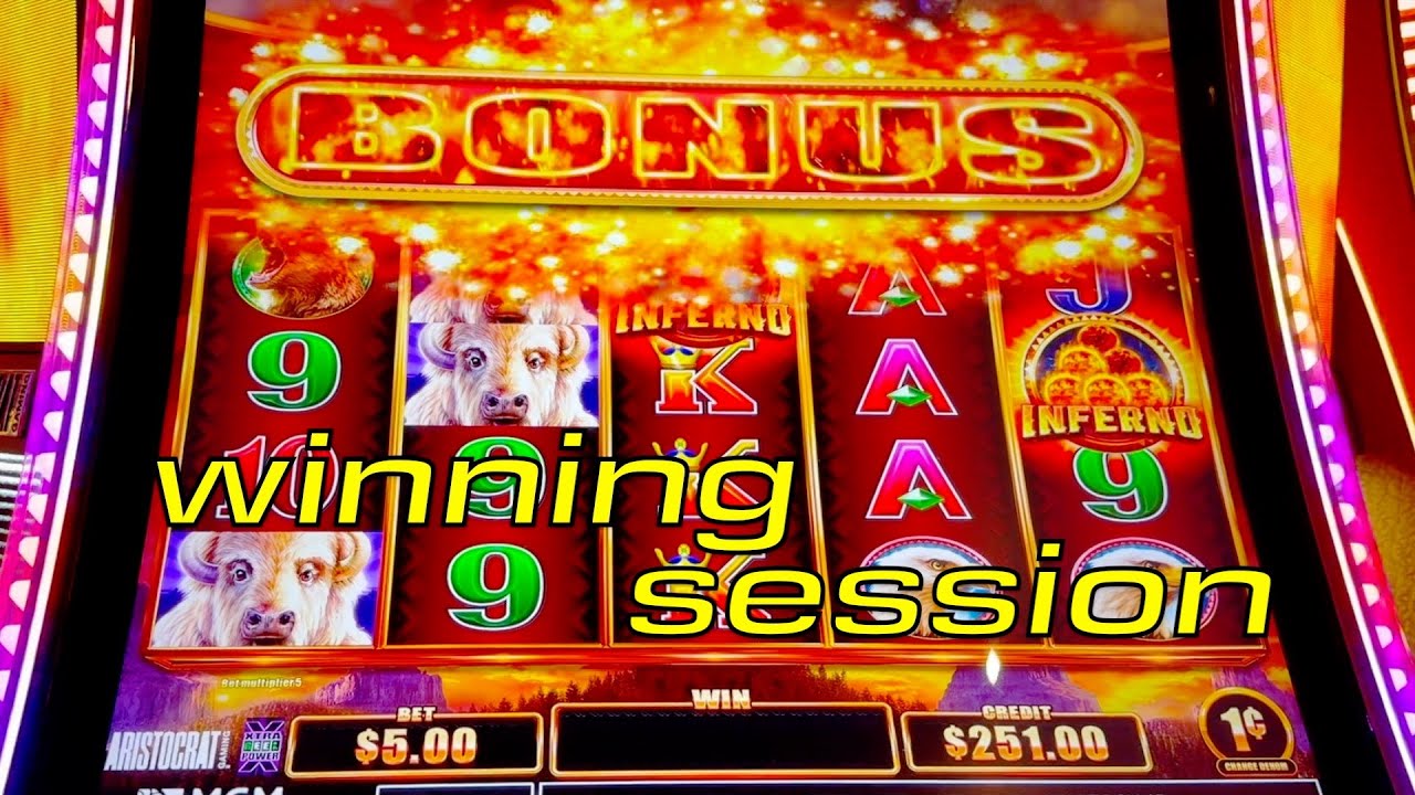 LIVE PLAY Buffalo Chief Inferno Slot Machine @ Mandalay Bay Casino Las Vegas #slotmachine #lasvegas