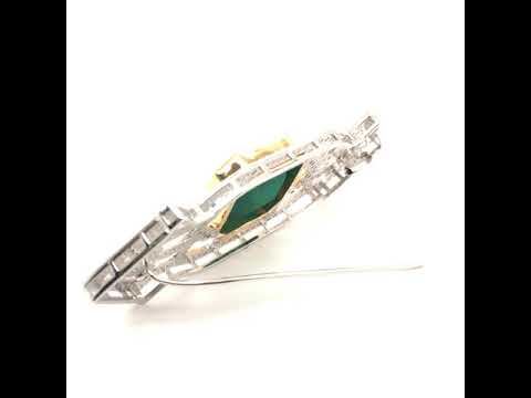 Magnificent Colombian Emerald 23.49cts White Diamond 4.10cts Brooch with Gübelin Certificate (1)