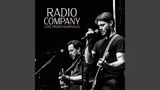 Video-Miniaturansicht von „Radio Company - Different Town (Live)“