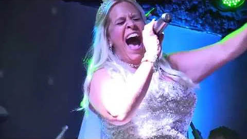 Country Heart Live! - Janice Anne sings Journey - ...