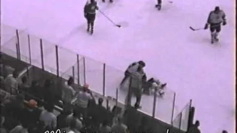 89 90 JF Quinton vs Kevin Kaminski Kalamazoo Wings...