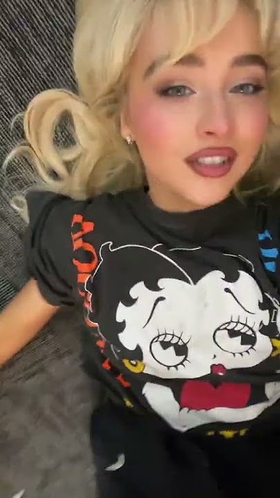 💋