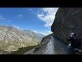 Szene aus dem Motorrad-Reisevideo „4 Freunde auf den gefährlichsten Schotterstraßen der Alpen" in Frankreich, Italien – Bild 3 von 3