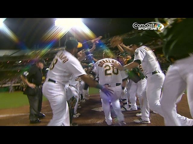 2000 NLDS Gm3: Agbayani's walk-off homer in the 13th 