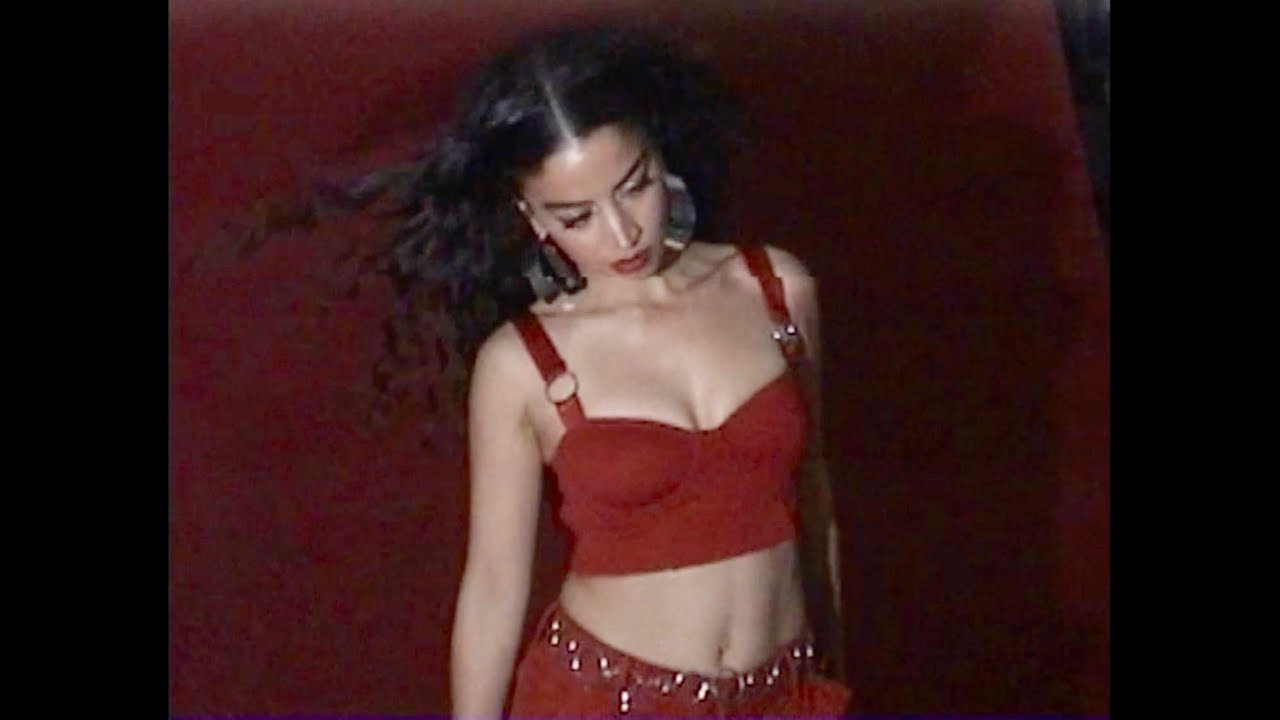 Obejrzyj Asulin - מרקורי (Mercury) w YouTube Obejrzyj Asulin - מרקורי (Mercury) w YouTube