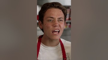 Carl Stops a Robbery Singlehandedly | Shameless