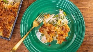 How to Make Crustless Chicken Pot Pie With Cracker Crumble