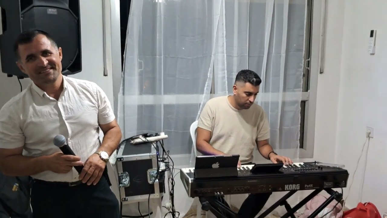 דניאל מושיא שר בחנוכת בית