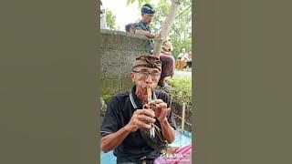Tukang suling Angklung Legendaris ...Top markotop..Manis ngulangunin...Salam Rahayu🙏