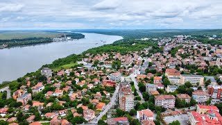 картинка: Гр.Свищов - общината, читалището, университета и митницата заснемане с дрон в 4К, 60fps
