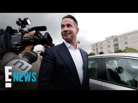 Mike "The Situation" Sorrentino Livestreams Going to Prison | E! News
