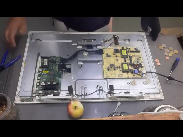 Réparation tv Toshiba panne d'alimentation - résolu !! - YouTube