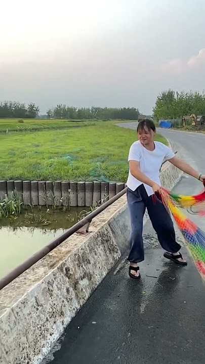 cast net fishing, Catch fish get a lot of fish in the River