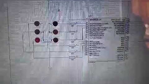 Semaforo con pic 16F887
