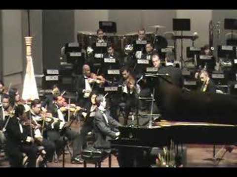 MARIO CERVANTES plays Mozart II - Piano Concerto N...