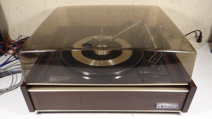 TUTORIAL BÁSICO: Cómo poner un disco de vinilo correctamente en un  tocadiscos manual AT-LP120 