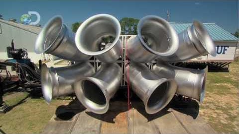 MythBusters - Hurricane Windows - Trailer Trashed