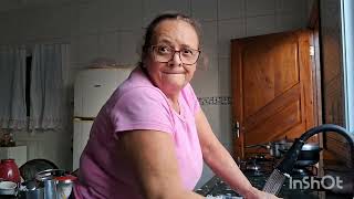 15 De Junho De 2025. Lavando Louça E Dançando Essa Minha Rotina