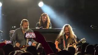 Blackberry Smoke -Under My Wheels ( Alice Cooper)