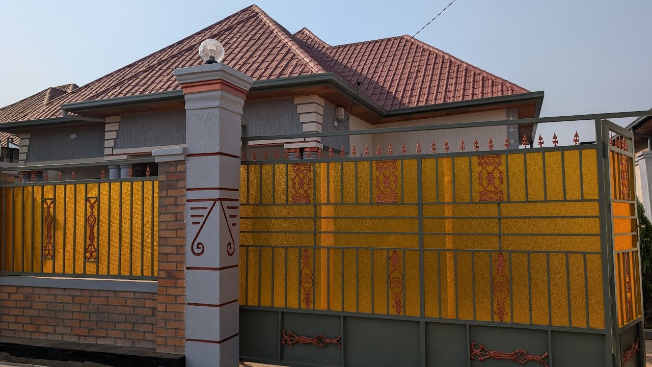 Kamonyi Ruyenzi kwa musenyeri kucyapa inzu ihendutse ibyumba 4 toilet 3 0789394412