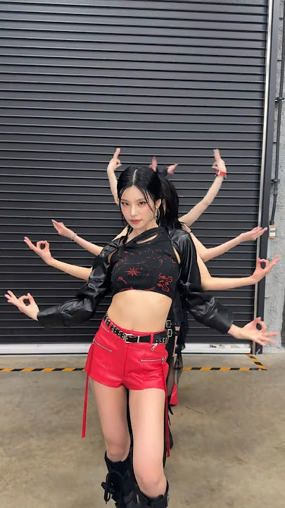 Shanghai Romance 🙊🙈💋 #ITZY #shorts