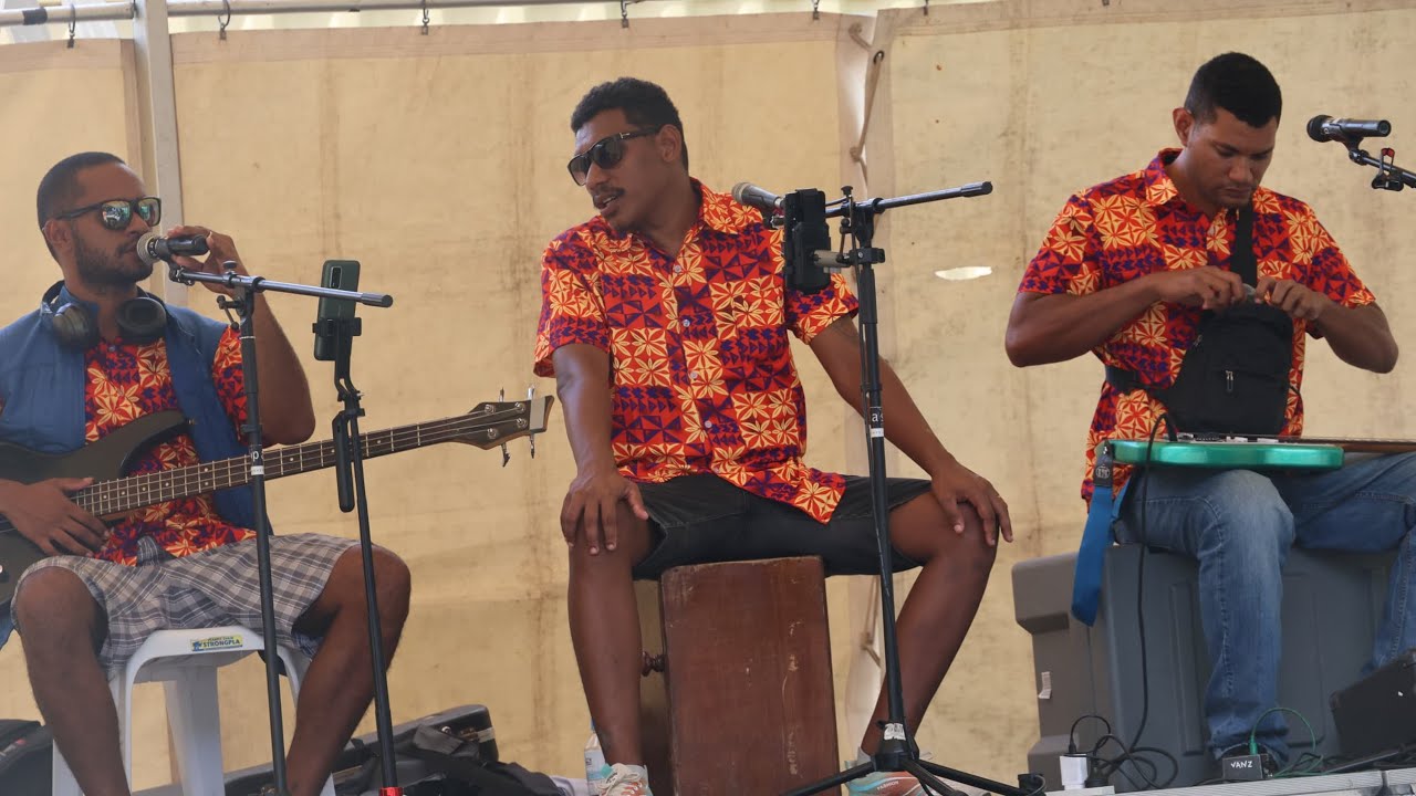 Ambai Sandy Cover By Ali & The Boys Band 