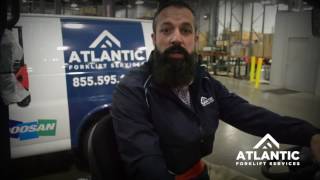 Charging Forklift Batteries by Atlantic Forklift Services 6,238 views 7 years ago 1 minute, 31 seconds
