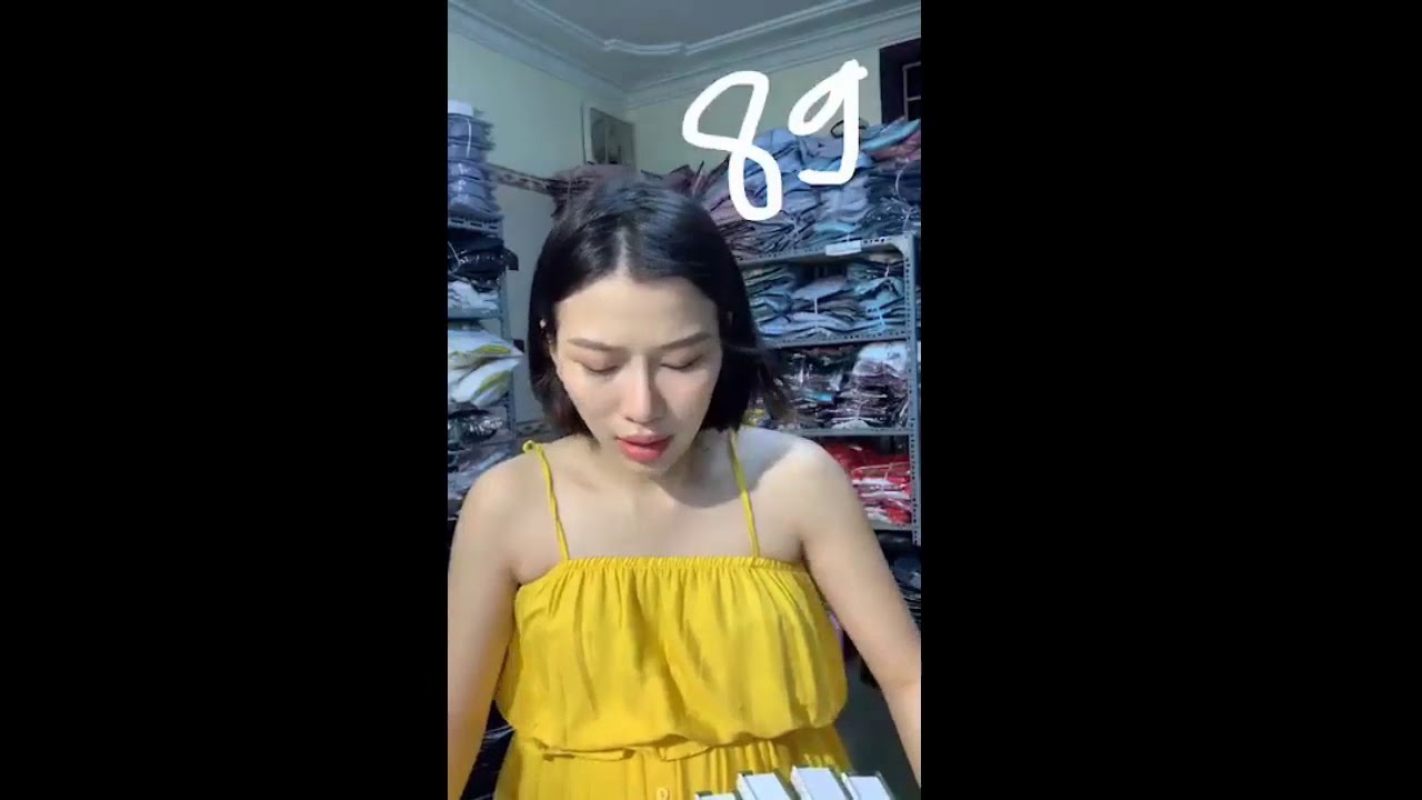 hot girl selling clothes