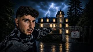 Ce que j'ai ENTENDU dans cet ÉTRANGE HÔPITAL m'a GLACÉ LE SANG... (Enquête Paranormale)