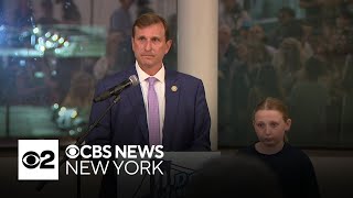 Rep. Dan Goldman concedes to Brad Lander in NY-10