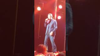 Blake Shelton performing at Jimmy Kimmel Live