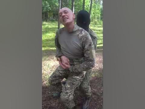 Защита от захвата сзади. Удар головой, ущемление ахилла и добивание ...
