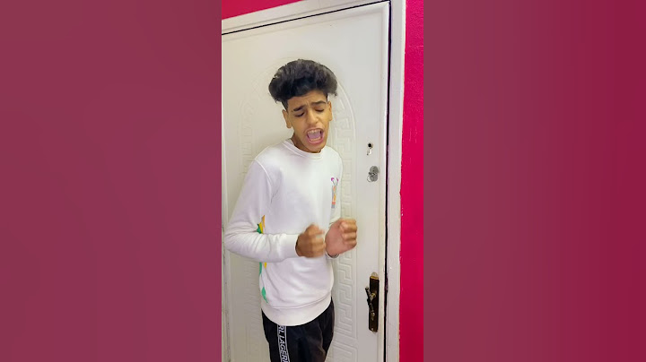 لما أمك تقولك خد الزباله معاك😂