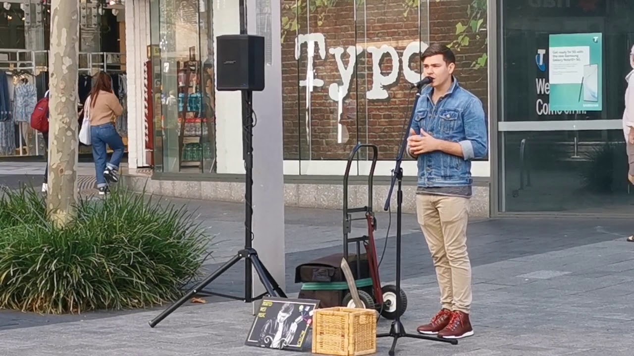 Do You Know Who This Brilliant Singer? - Perth Australia