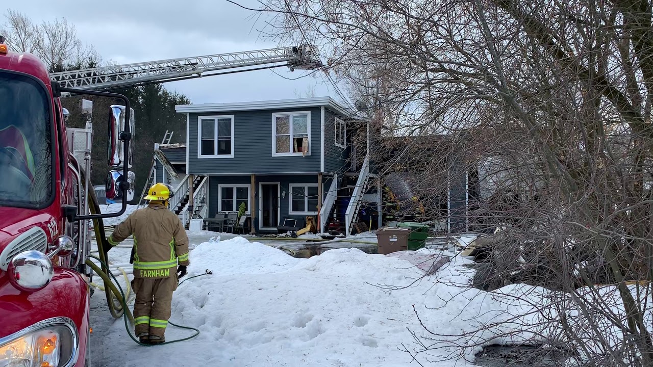 Incendie à Farnham YouTube