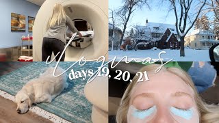 VLOGMAS DAYS 19, 20, 21: work, lash extensions, &amp; what&#39;s in my work bag