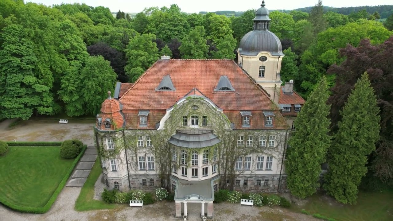 Cudny i Niezwykły Pałac w Łężanach 1909 - 1911. Tu kręcono 