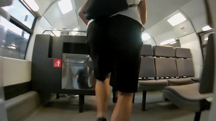 Arriving late to the train - Parkour POV