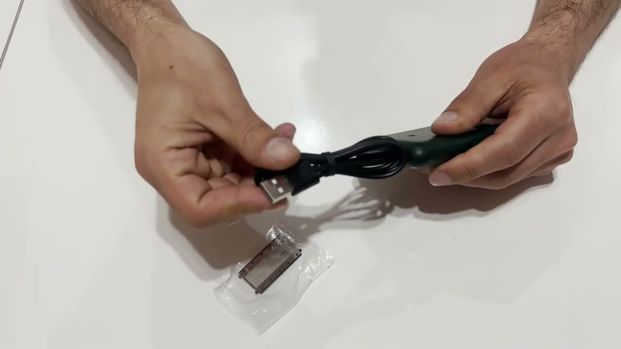 VGR V 390 Sıfır Sakal Taşınabilir Şarjlı Tıraş Makinesi - Kalitelial.com