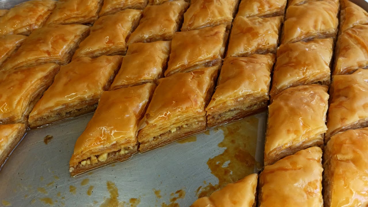 bu baklavanın yapımına herkes hayran kaldı yiyenler tarifi istedi baklava tarifi