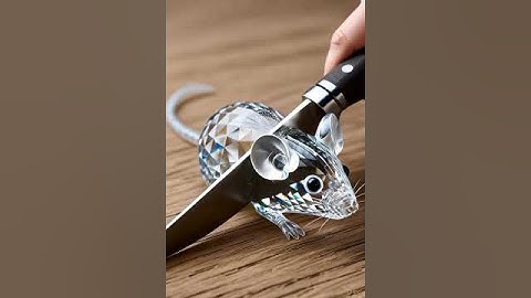 Crystal Mouse cutting ASMR