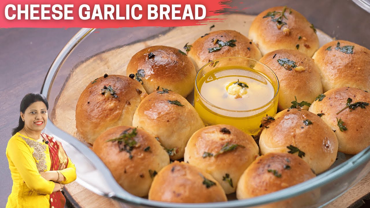 Easy Cheesy Garlic Bread in 4 Easy Steps! | Cheesy Garlic Bread Recipe | Mints Recipes | MintsRecipes