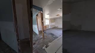 (Owner Will Carry) Home Tour: Interior and Exterior Walkthrough — 4bd in Mesa AZ (#1)