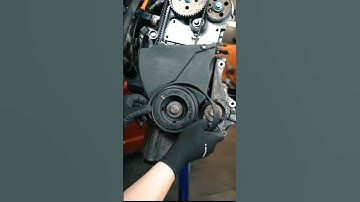 This is how to properly remove a crank pulley 😎#ytshorts #car #auto #sltech #youtube