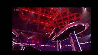 Gladiators Contestant Falls Off Monkey Bars Twice in Eliminator!