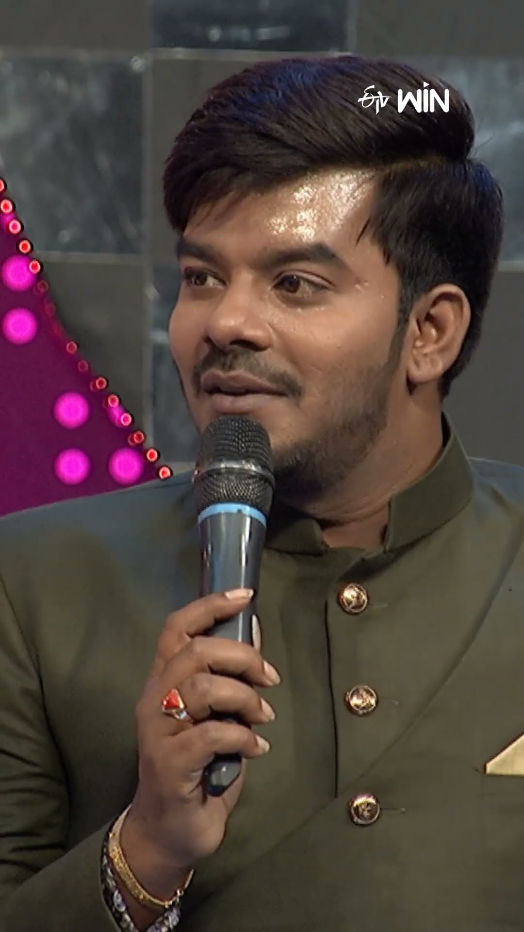 #shorts - సుధీర్ పెళ్ళిలో భోజనాలు సరిగ్గా లేవు అంటున్న ప్రదీప్.! #dheejodi #comedy #sudheer #pradeep