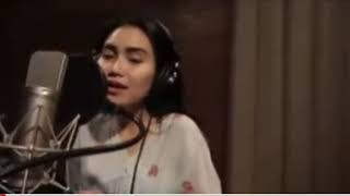 Kereeeen AYU TING TING Ost Dimsum Martabak