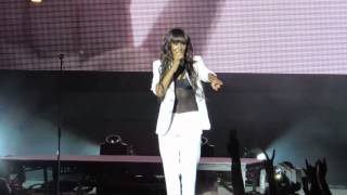 Shy'm - Silhouettes (Vienne - 18/05/15)